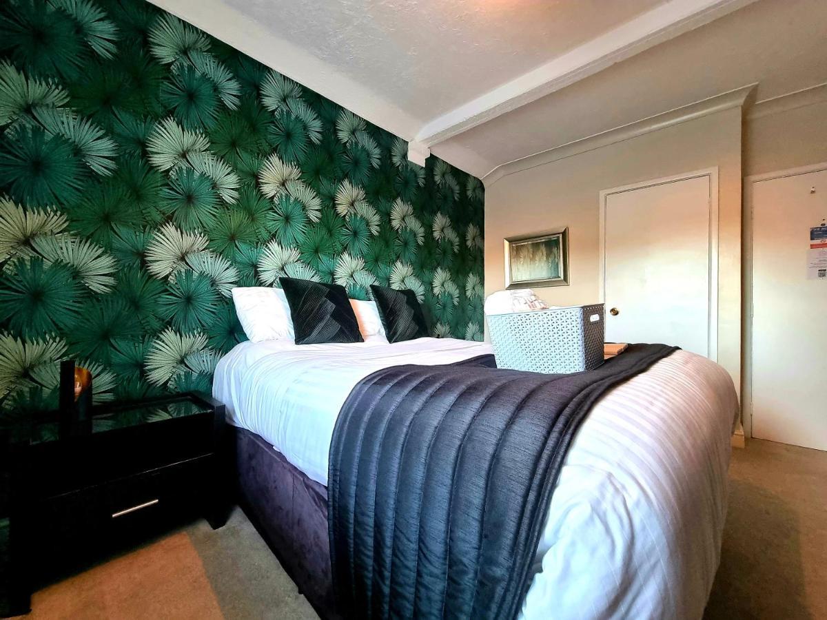 Bed and Breakfast The Ashleigh - Dog Friendly Bournemouth Zewnętrze zdjęcie